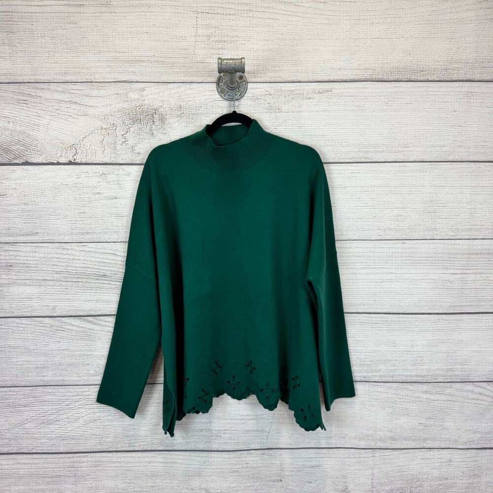 Entro Plus Size Green Mock Neck Eyelet Hem Oversized Sweater Size 1X